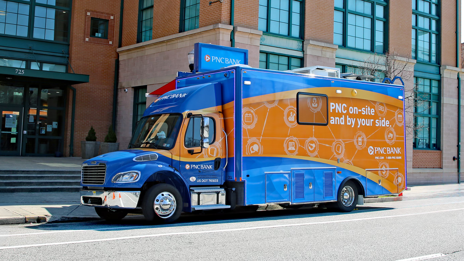 PNC Banking Mobile Branch